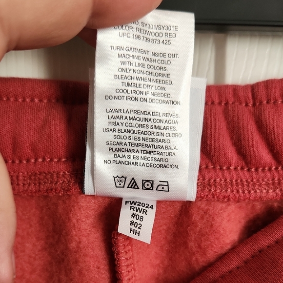 Champion Red Joggers Soft Fabric Relaxed Fit - Picture 5 of 7